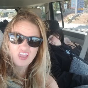 Meet your Posher, Kelli